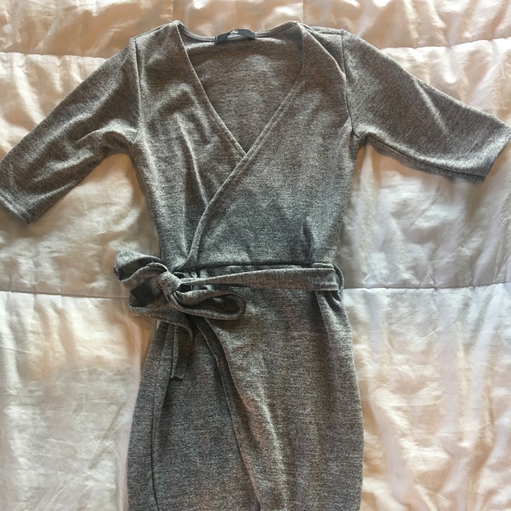 Missguided Fitted Short Sleeved Wrap Dress